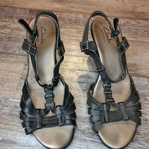 Clarks Women's Black Strappy Sandal Wedges | Size 7.5M